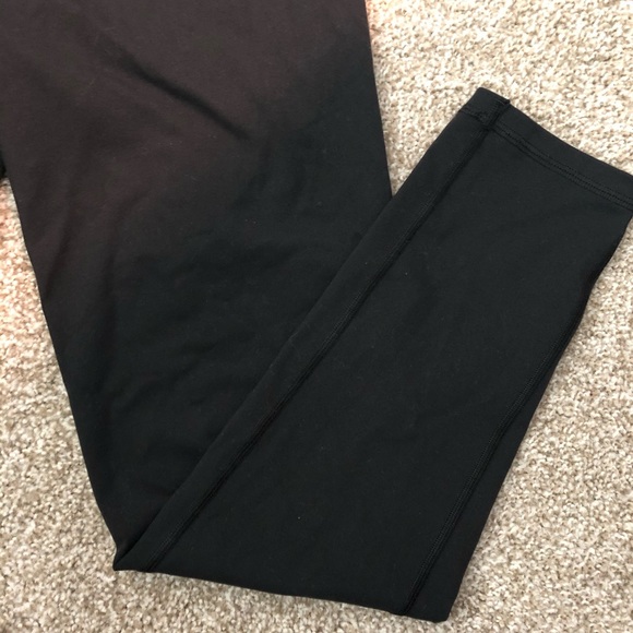 Victoria Sport Black Leggings - Picture 4 of 6